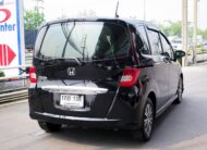 2013 HONDA FREED 1.5 E