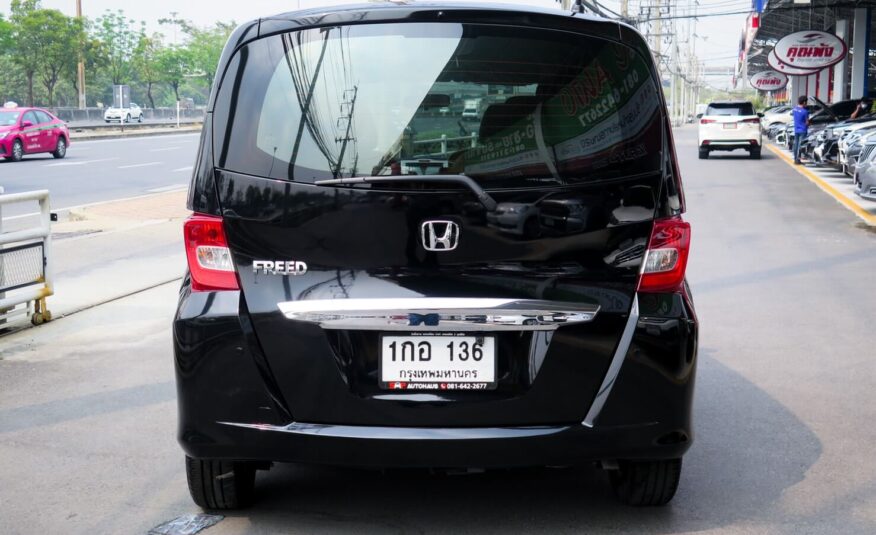 2013 HONDA FREED 1.5 E