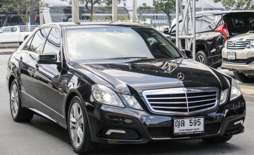 2011 BENZ E-CLASS, E250 1.8 CGI โฉม W212